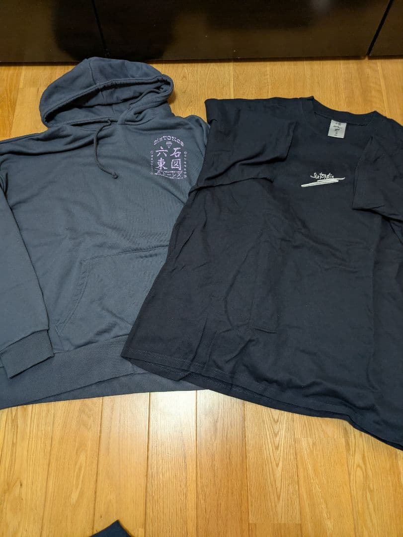 SixTONESグッズまとめ売り！