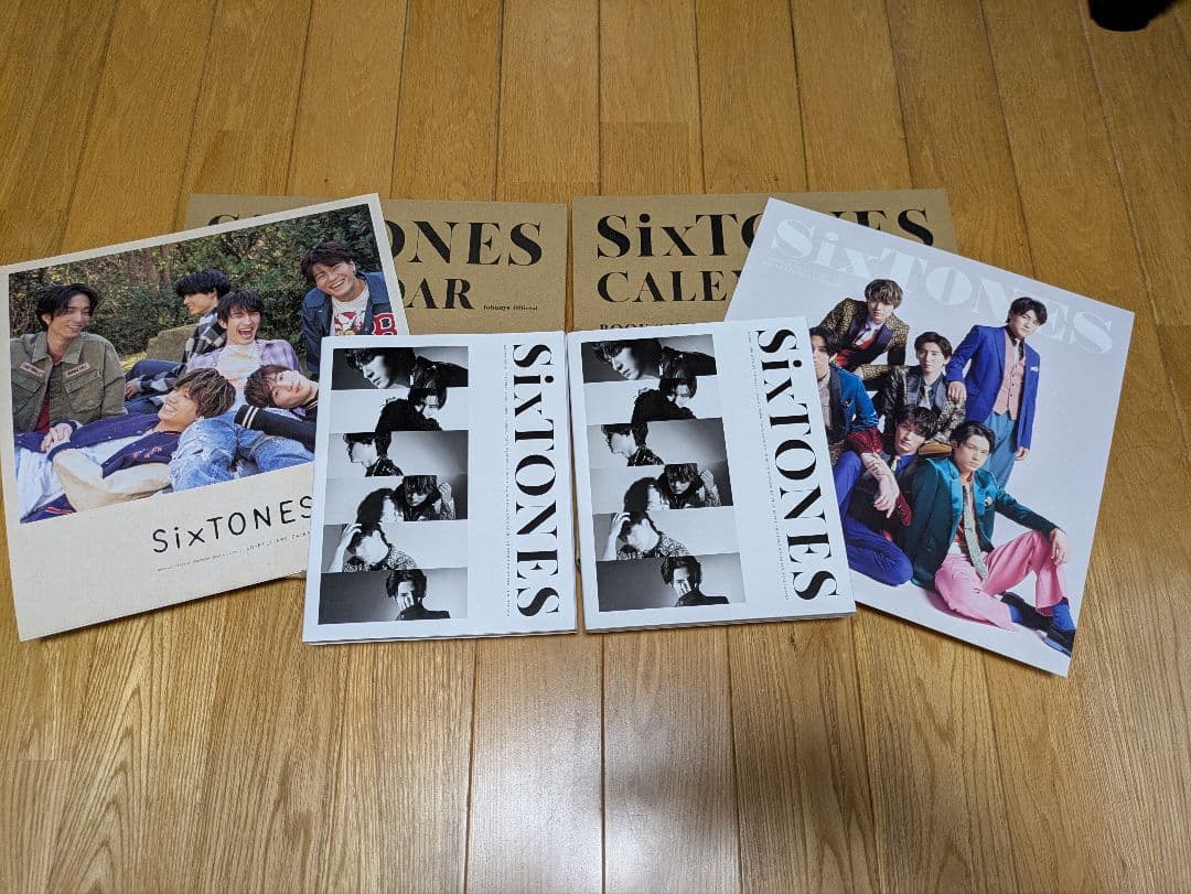 SixTONESグッズまとめ売り！
