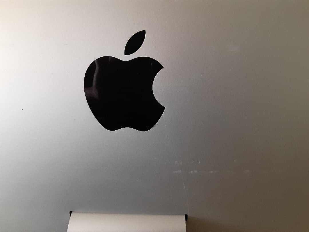 Apple iMac 21.5インチ　Late 2013