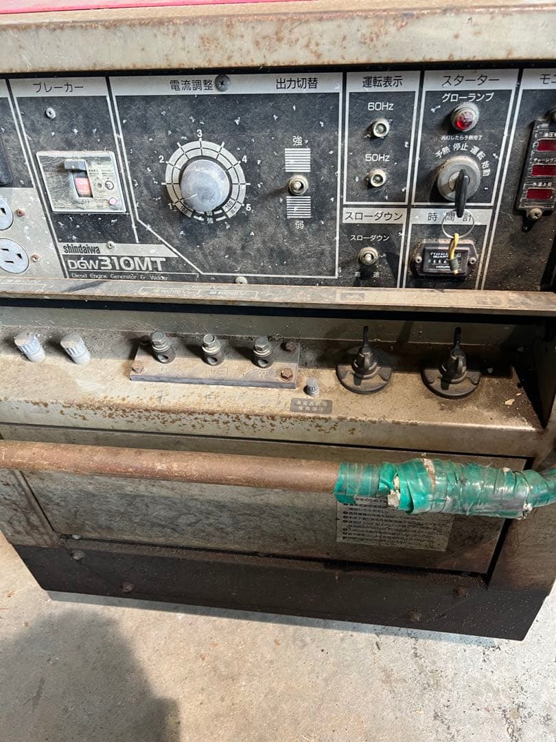 愛知県手渡し希望新ダイDGW310MT 防音型ディーゼルエンジン発電機兼用溶接機
