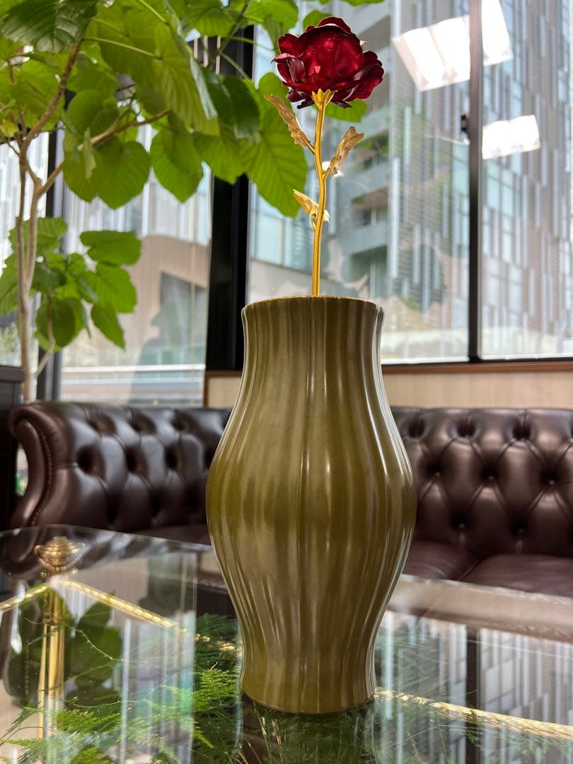 中国清乾隆年製銘茶末釉花瓶官窯唐物アンティーク古美術品　骨董コレクション江戸青磁