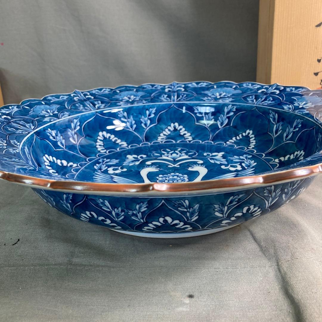 【源右衛門】古伊万里の伝統　日本の名窯　舘林源右衛門作　染濃双鳥文　花形大深鉢