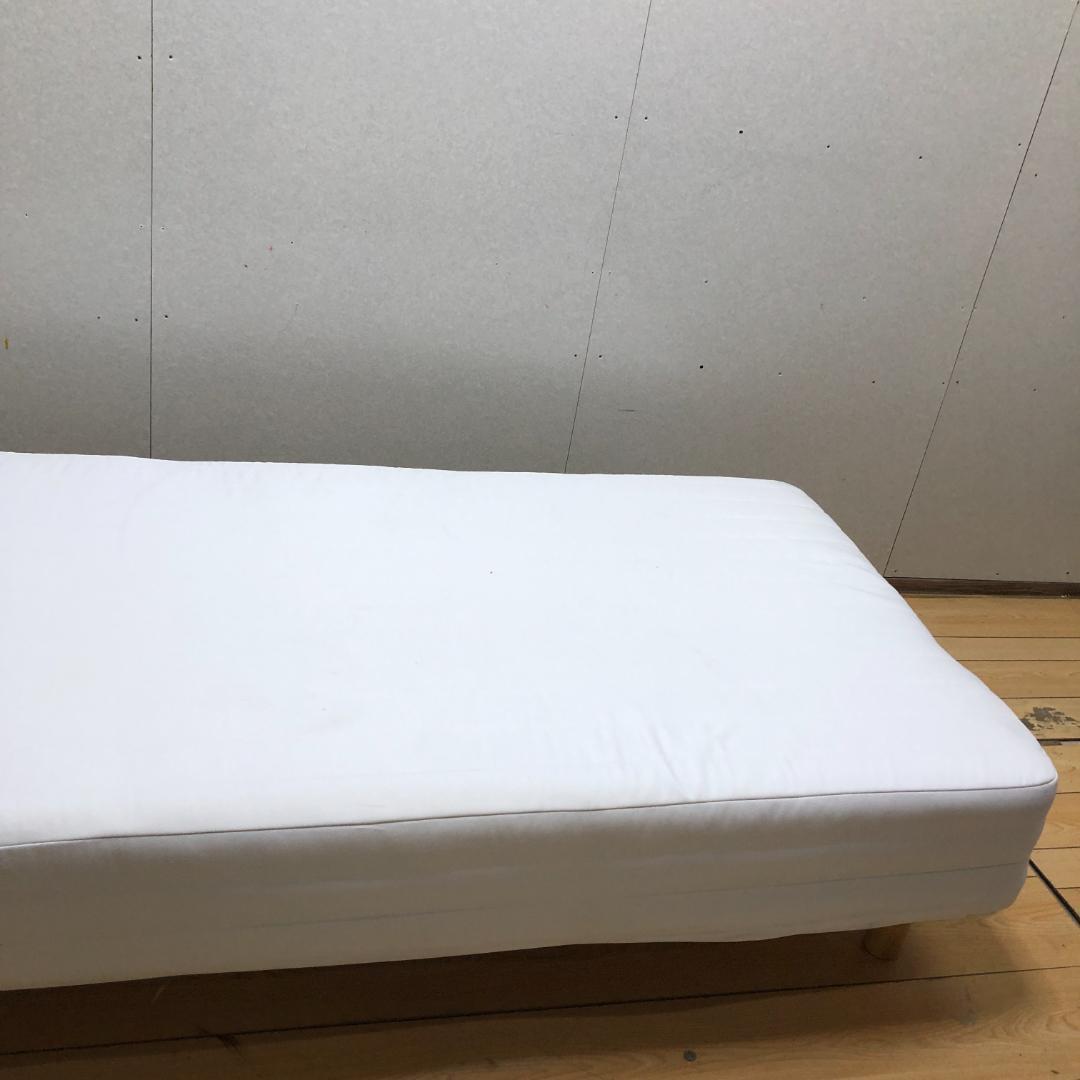 送料無料　無印良品 脚付きマットレスベッド シングル 白 250723-9