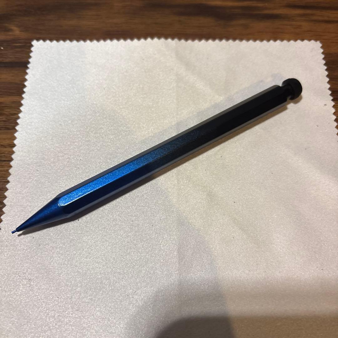 カヴェコスペシャル　ペンシル　メタリックブルー塗装品