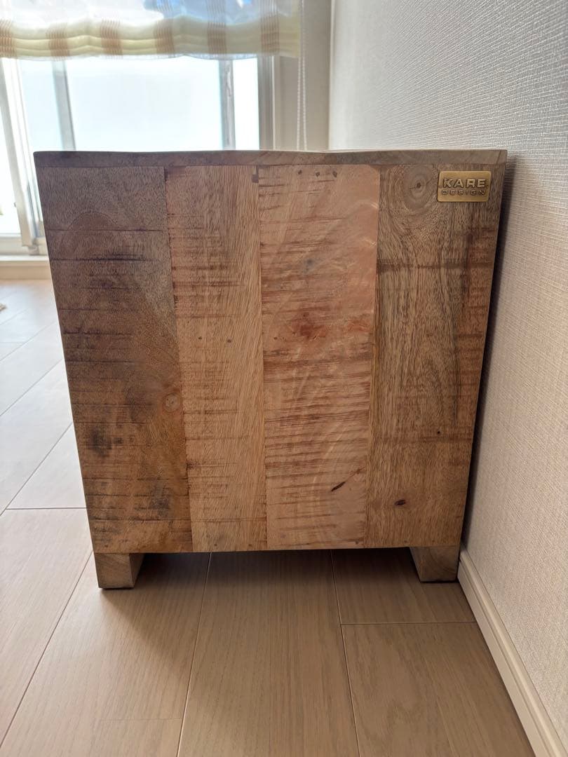 KARE 装飾的な木製テレビ台　プロ テレビボード