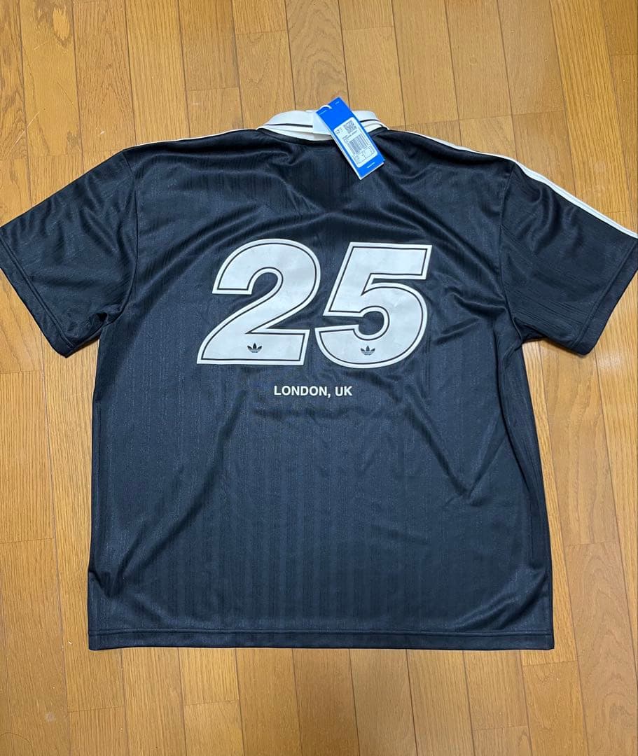 [ミントチョコ]oasis×adidas フットボールシャツ　ロンドン限定