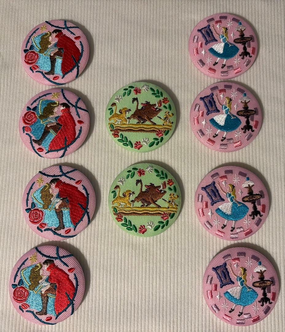 ディズニー 刺繍缶バッジ