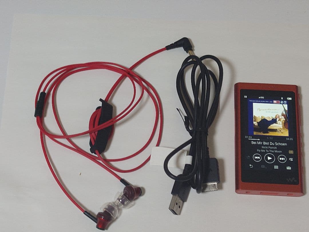 Sony ウォークマン 赤色 イヤフォン付き