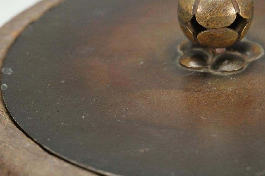 茶道具 竹林七賢人紋 筒釜 時代物(K-A653)