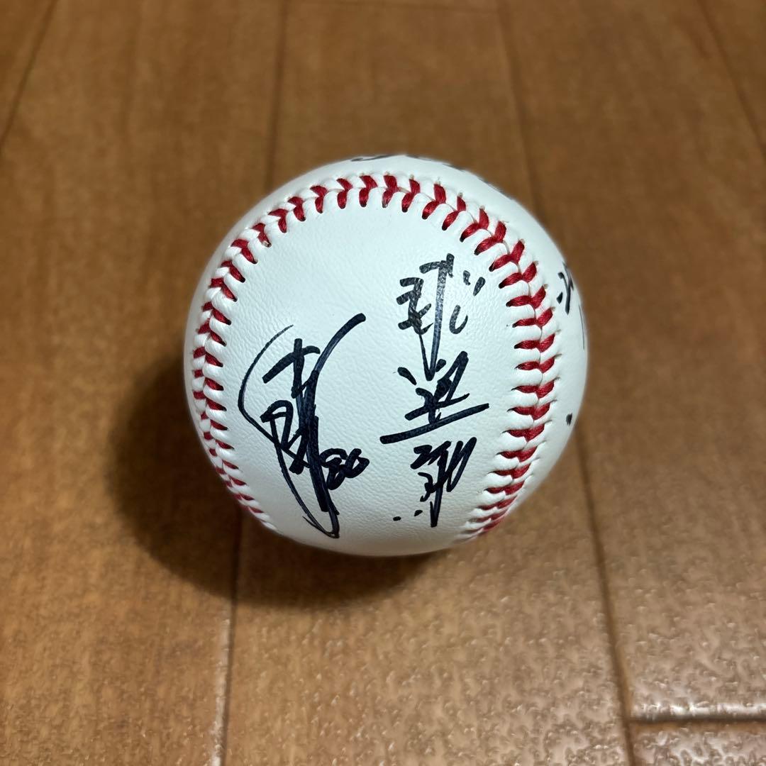 阪神タイガース　岡田彰布監督　日本一　日付入り　直筆サインボール