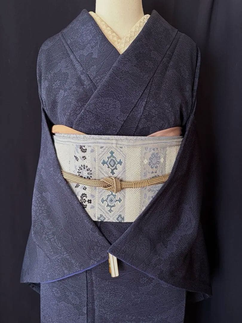 【小紋】徳島県阿波天然藍染 天然灰汁醗酵建 藍染の奥ゆかしさの魅力大