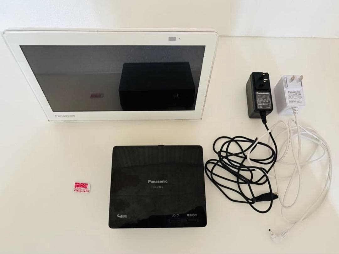 21年製　プライベート・ビエラ 防水タイプ ホワイト UN-10CE10-W