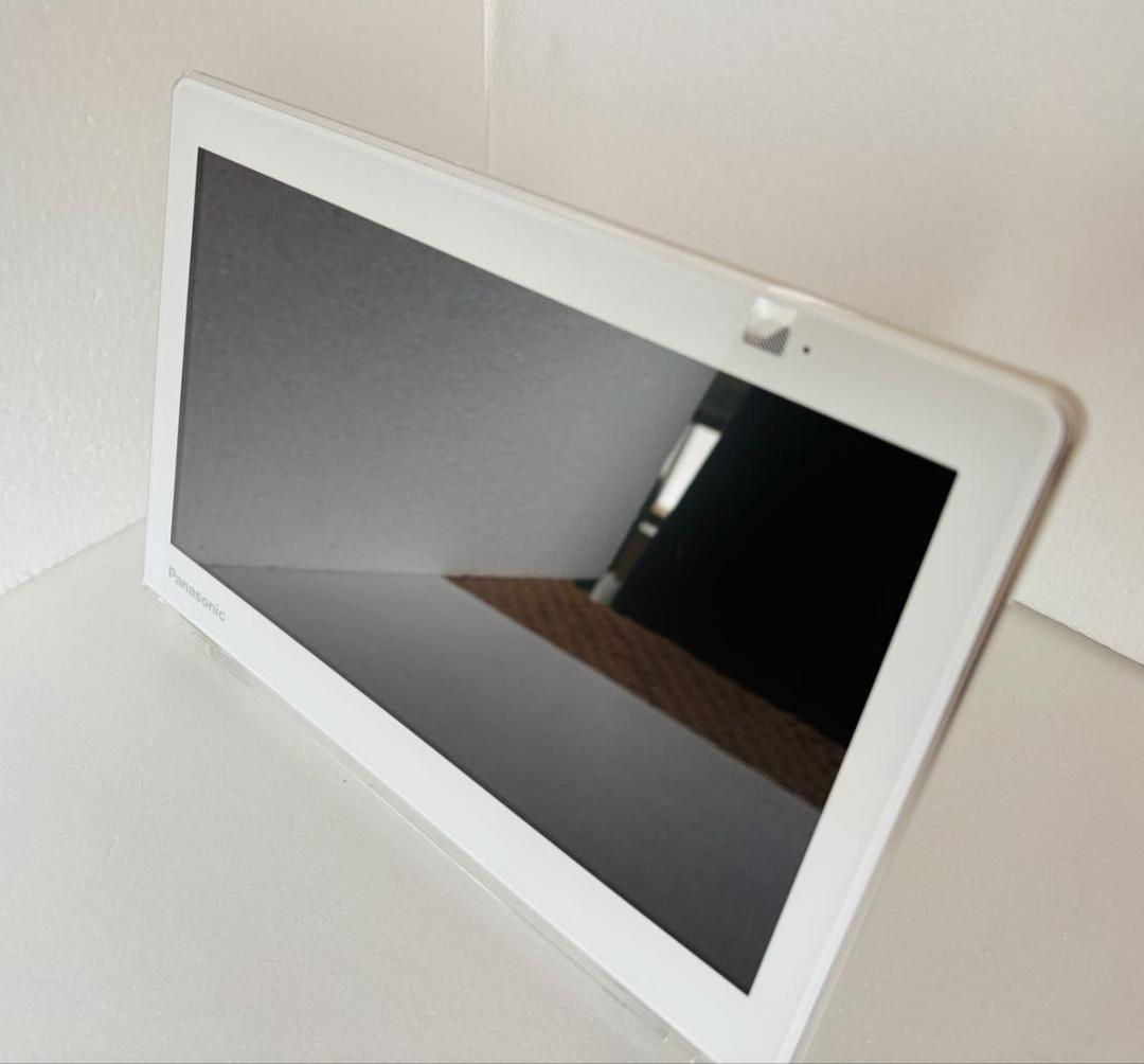 21年製　プライベート・ビエラ 防水タイプ ホワイト UN-10CE10-W