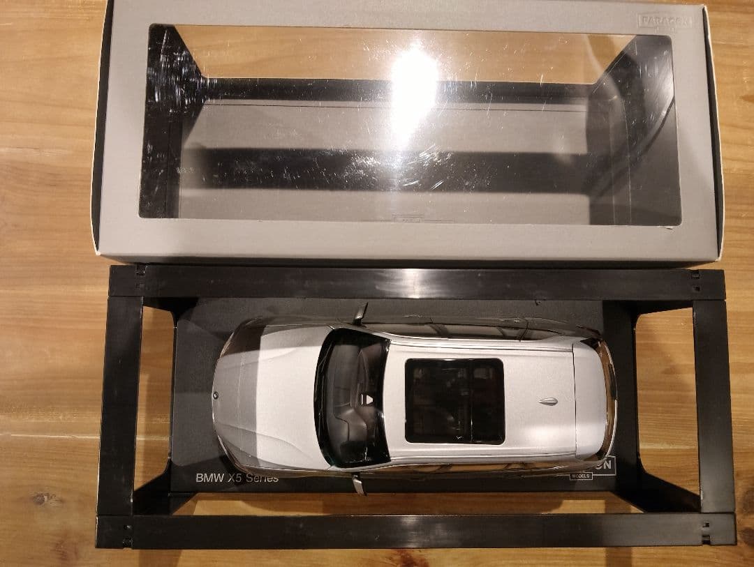 1/18 パラゴンモデル　BMW X5　ディーラー　ミニカー　グレイシアシルバー