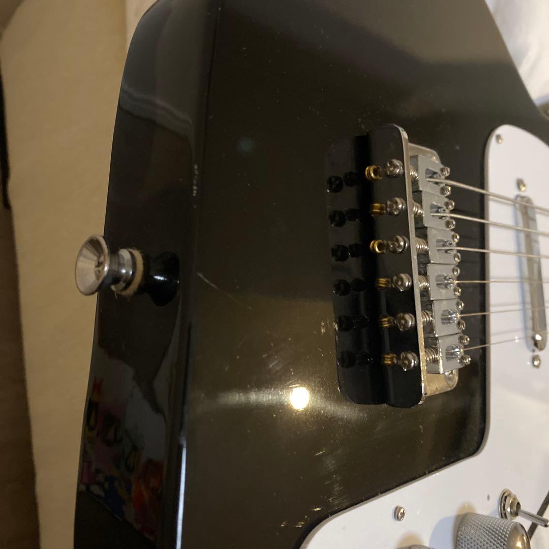 【Loog - エレキギター】ルーグ　アンプ付きミニギター