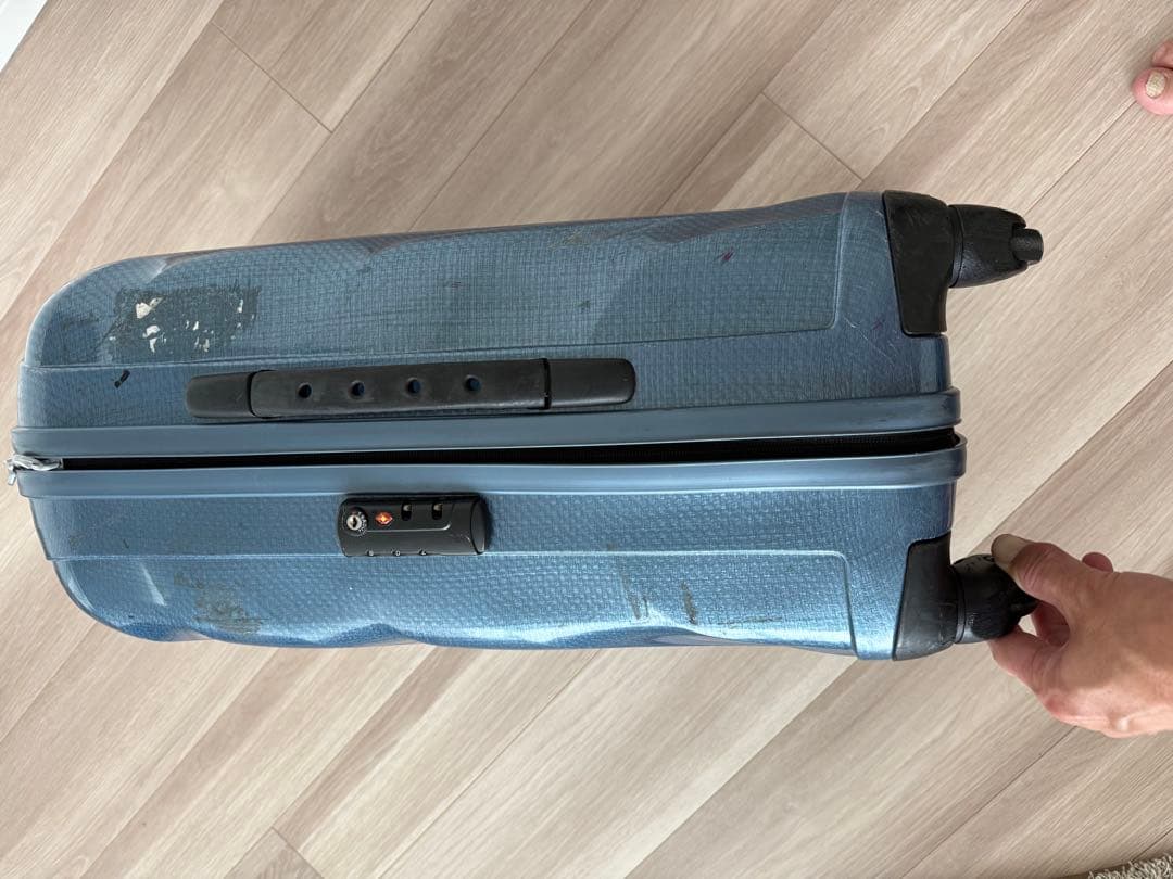 サムソナイト キャリーケース スーツケース ミドルサイズ