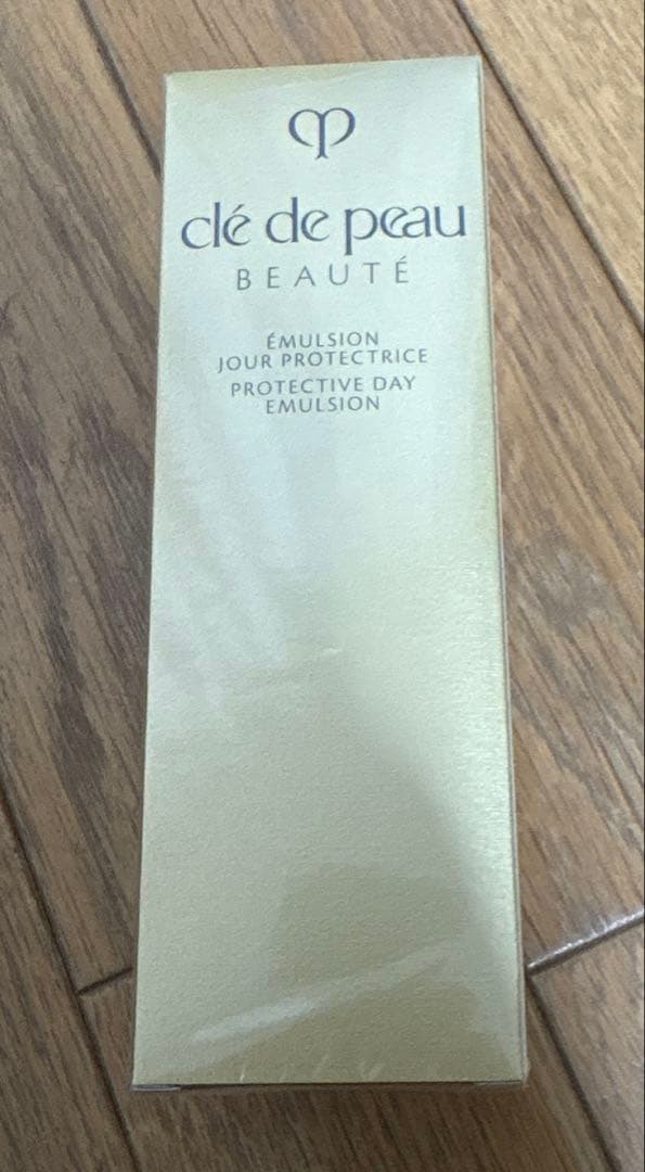 クレドポーボーテ　乳液