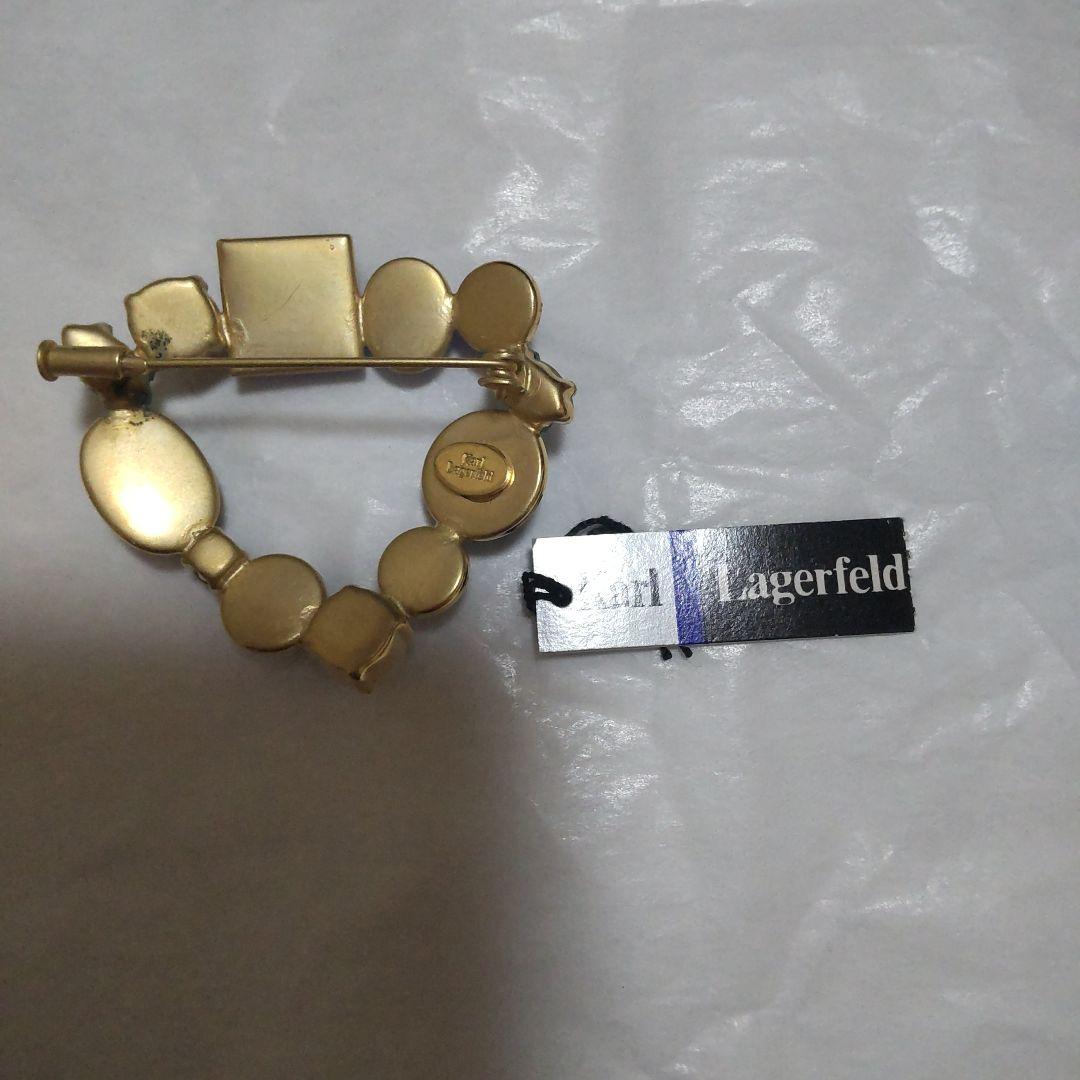 Karl Lagerfeld ブローチ 青系