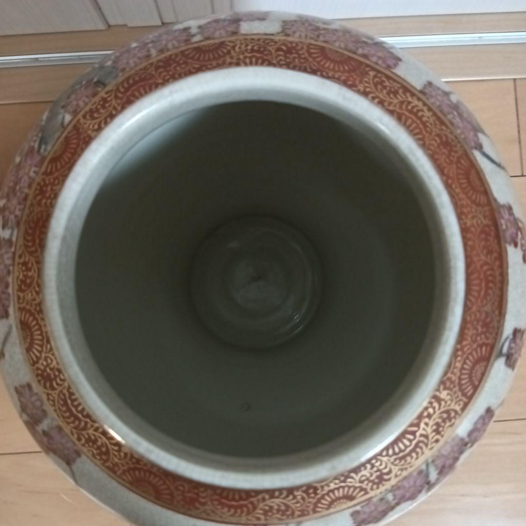 薩摩光山造　花と鳥模様の陶器壺