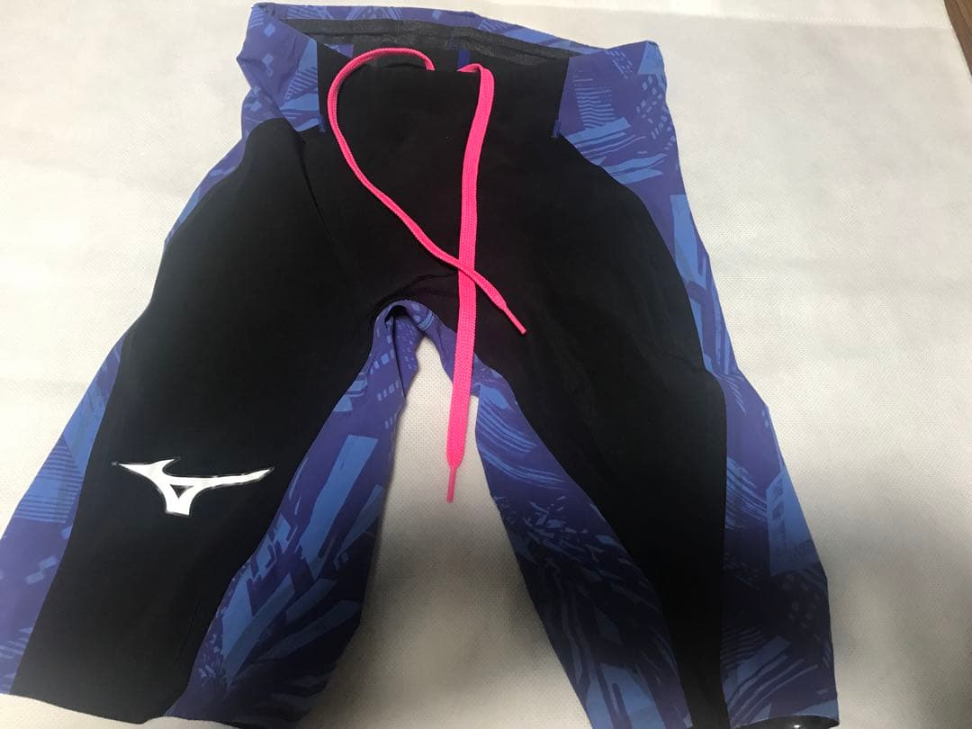 ミズノ高速水着