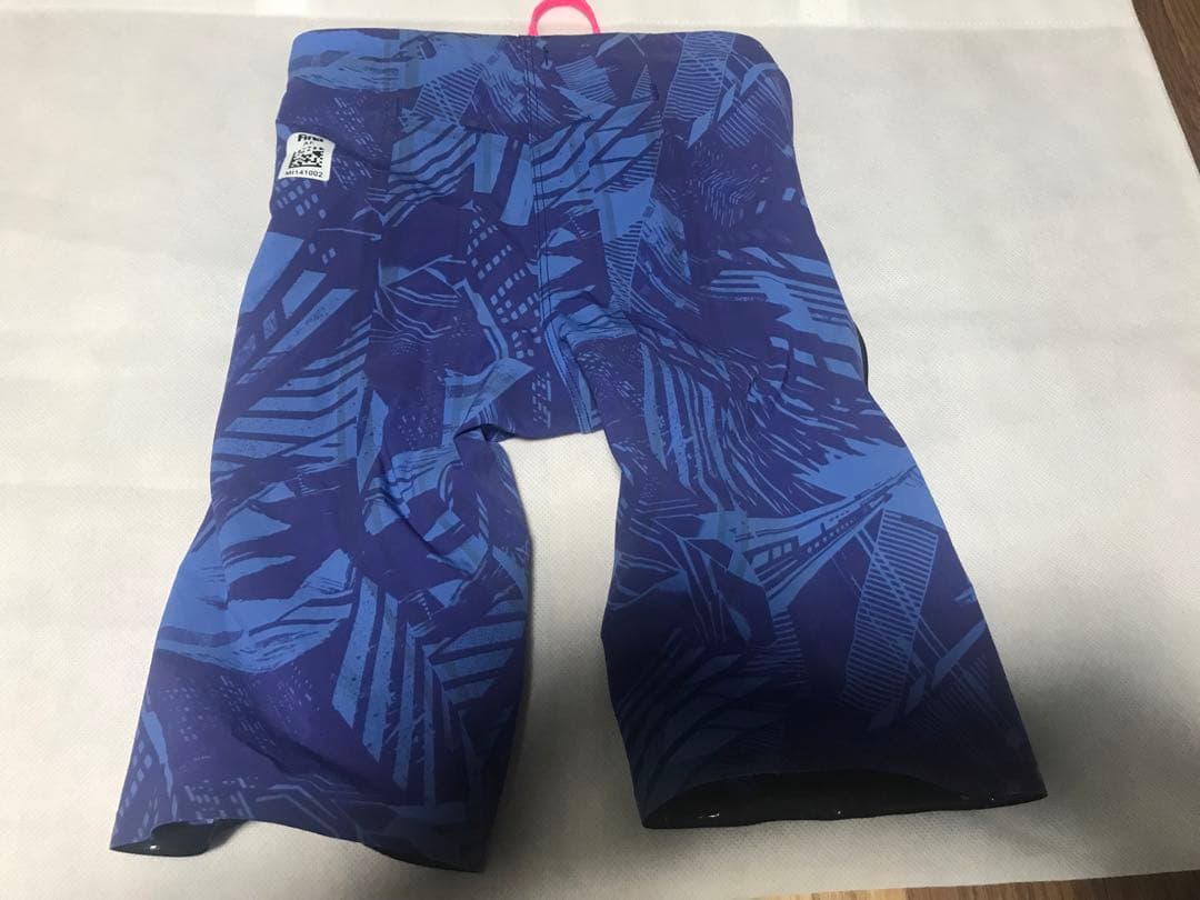 ミズノ高速水着