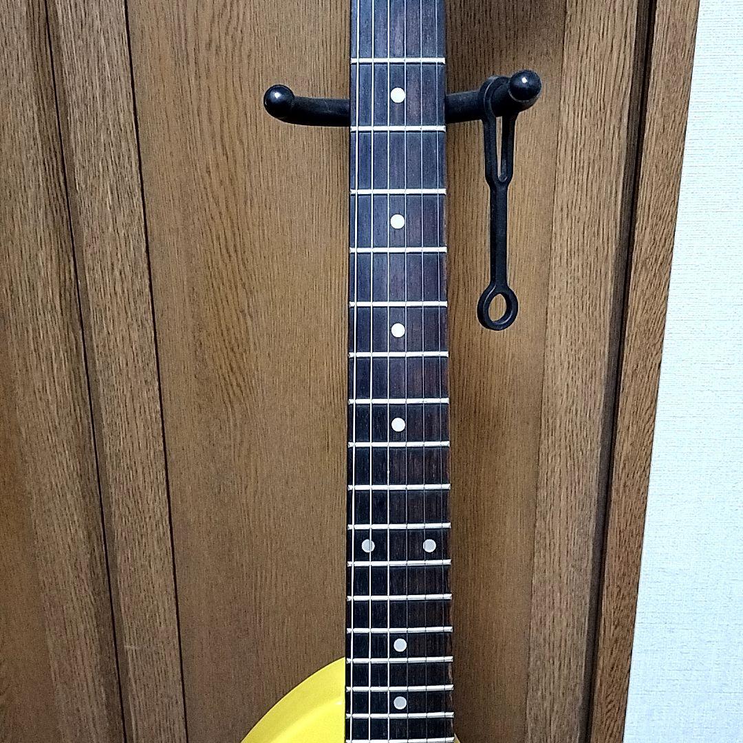 FERNANDES　ZO-3　エレキギター　イエロー　アンプ内蔵ギター