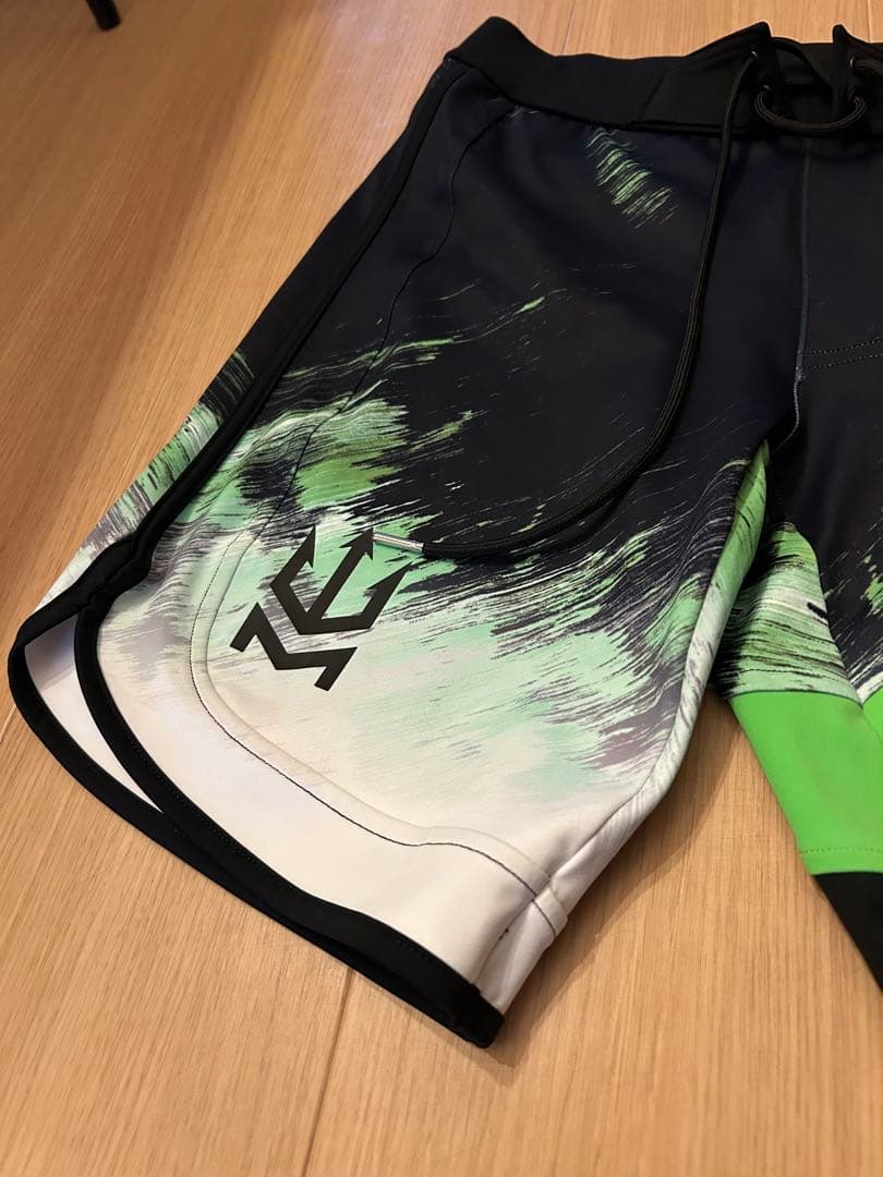 Manifest サーフパンツ