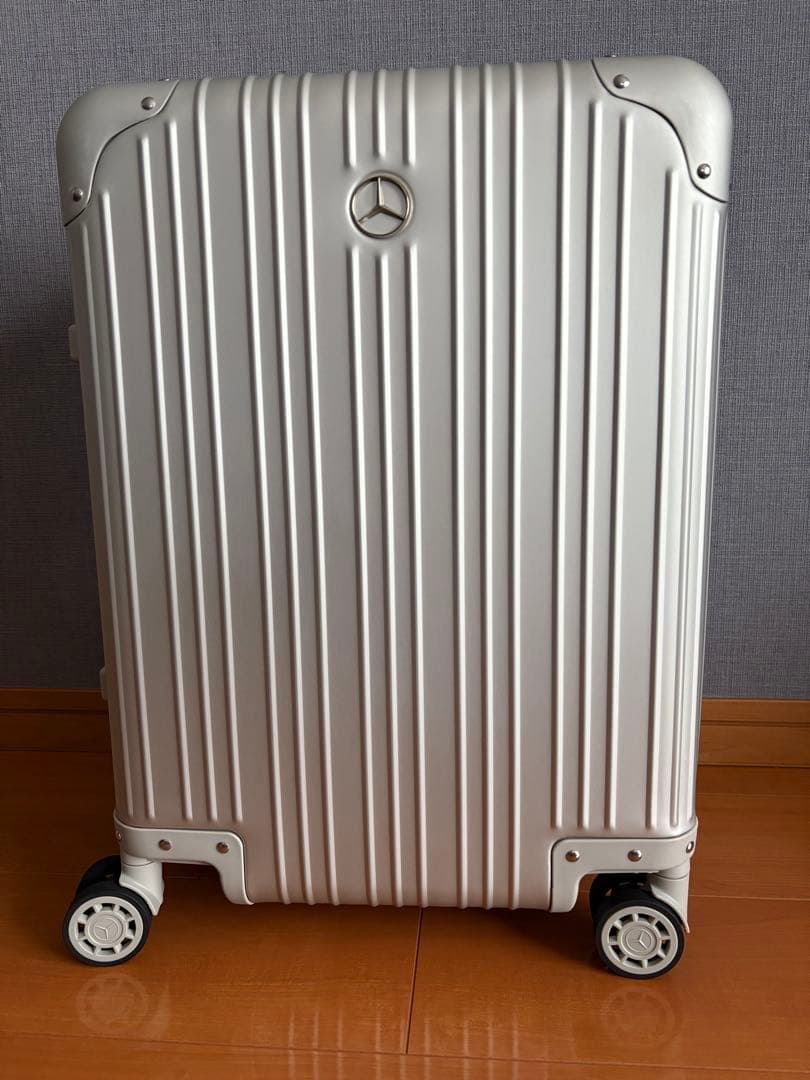 メルセデスベンツ⭐︎ノベルティ キャリーケース32L (機内持ち込み可能) 未使用