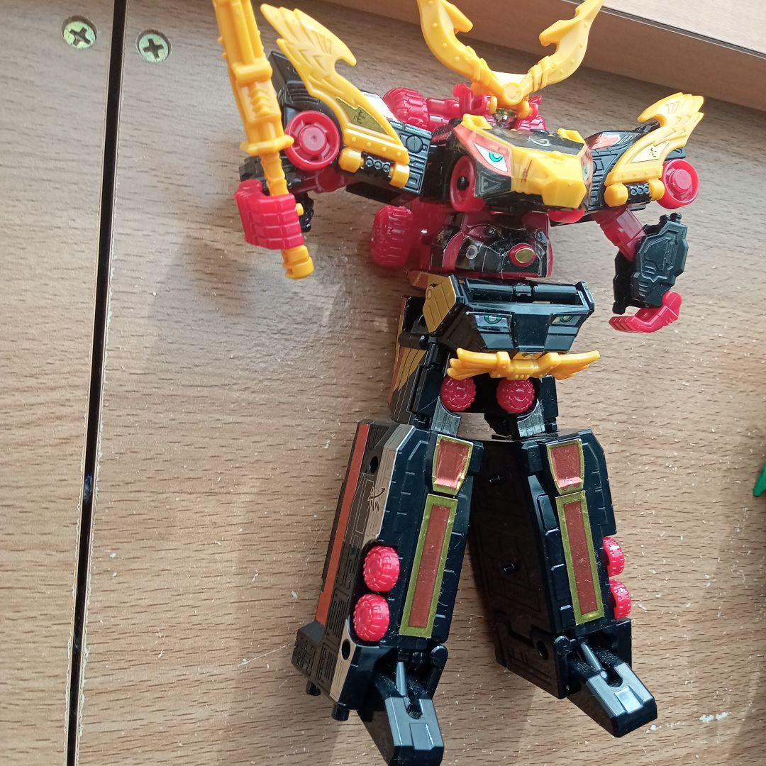 炎神戦隊ゴーオンジャー　炎神大将軍　ガンバルオー　ミニプラ