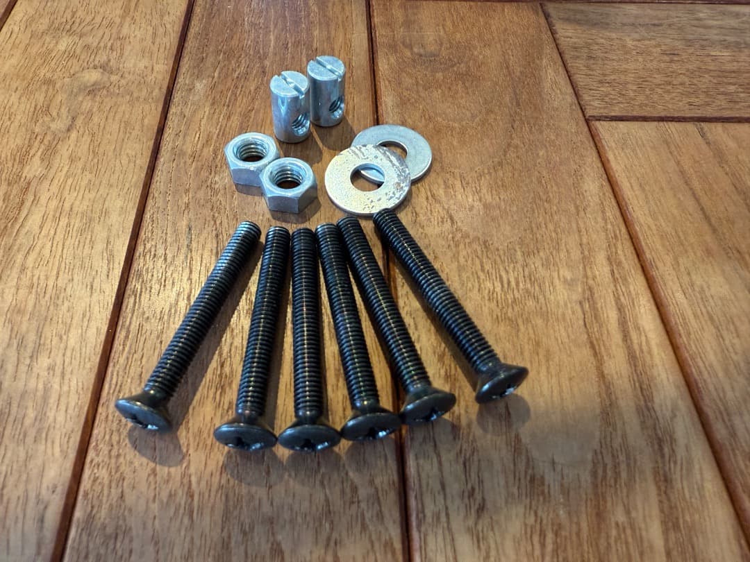 カリモク60 Kチェア 1シーター (ブラック)・2脚セット