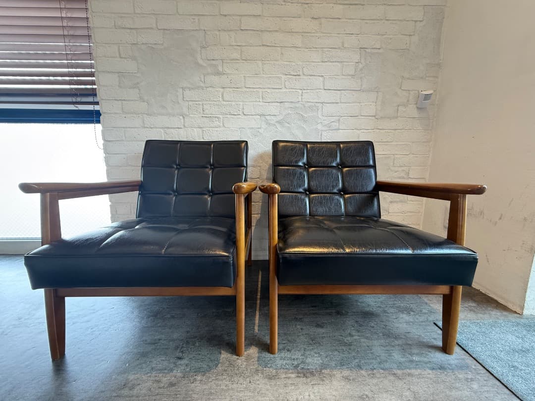 カリモク60 Kチェア 1シーター (ブラック)・2脚セット