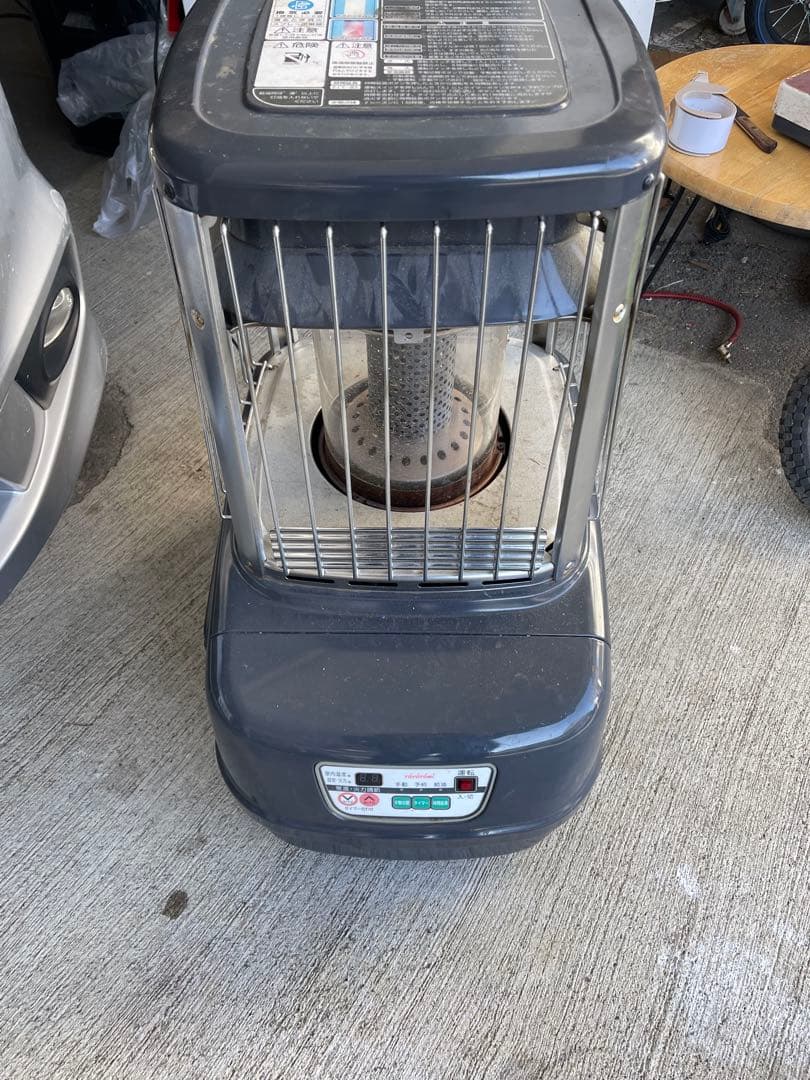 トヨトミ 業務用大型石油ストーブ KF-103