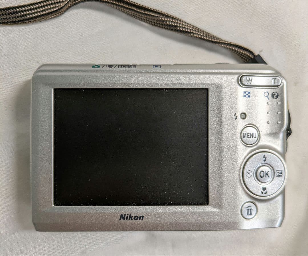 Nikon COOLPIX L19 コンデジ デジカメ 単3電池