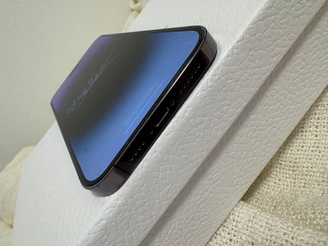 【美品】iPhone14promax 512gb 純正ケース2個おまけ付き！