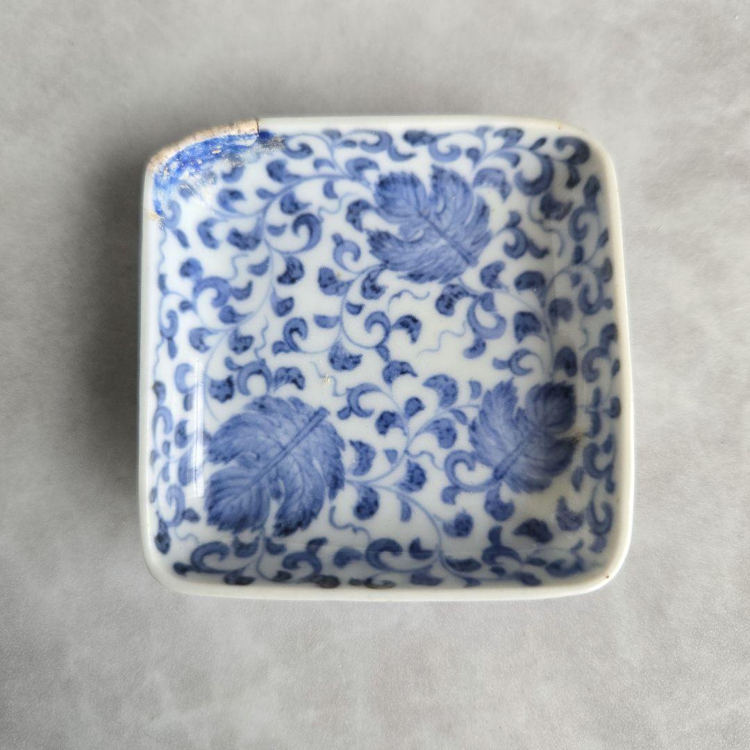 古伊万里　染付　豆皿　小皿　葉　唐草　江戸　金直し　金継ぎ　骨董　アンティーク