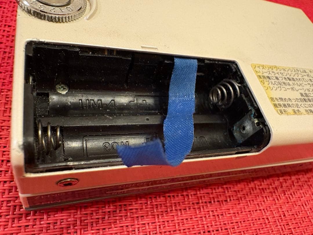 TOSHIBA Walky KT-AS10 状態が非常に悪いジャンク品。