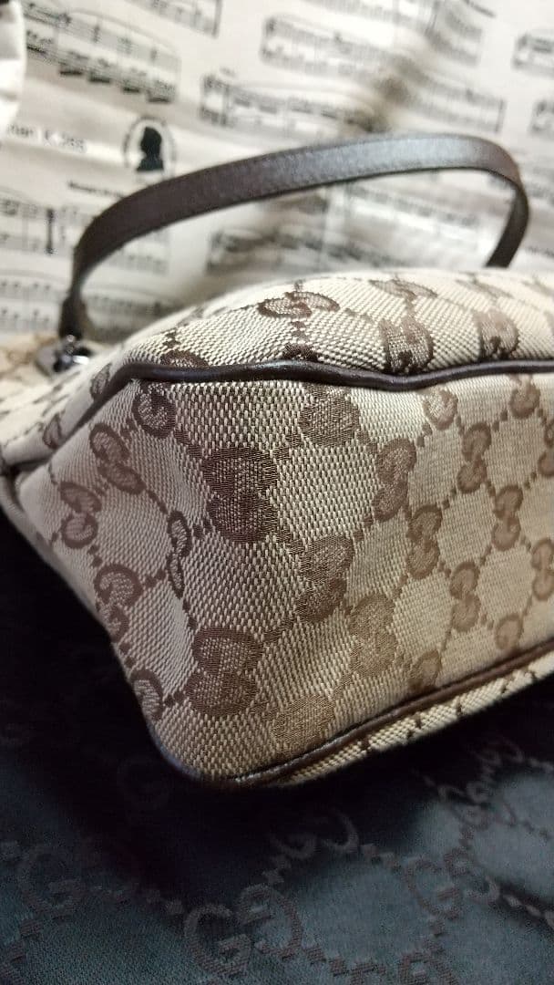 GUCCIグッチ２本手バッグ美品