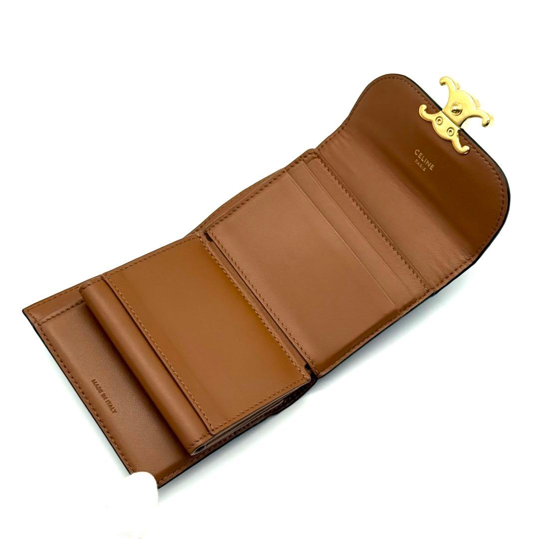 使用わずか❣️ セリーヌ トリオンフ コンパクト ブラウン 財布 P33