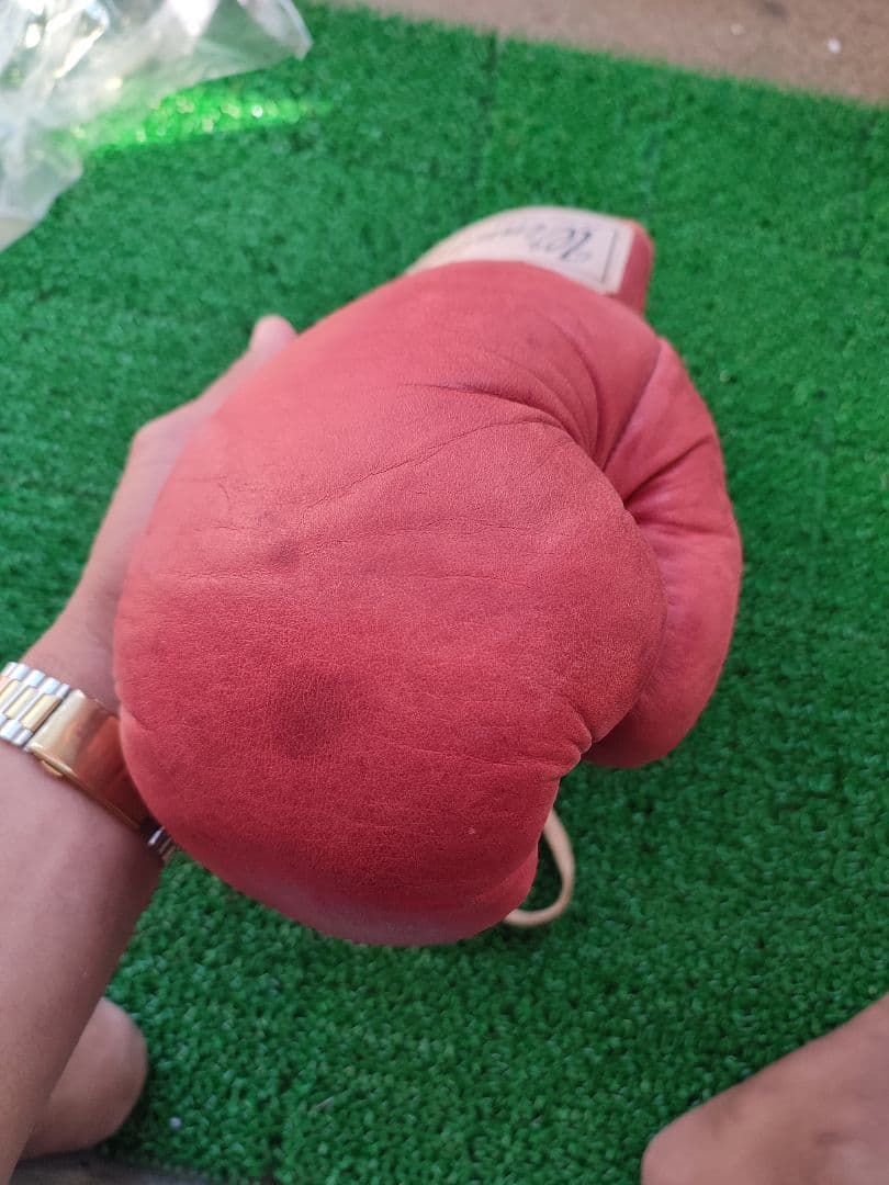 き*屋様 Winning S.S ボクシンググローブ レッド 6オンス、旧デザイ