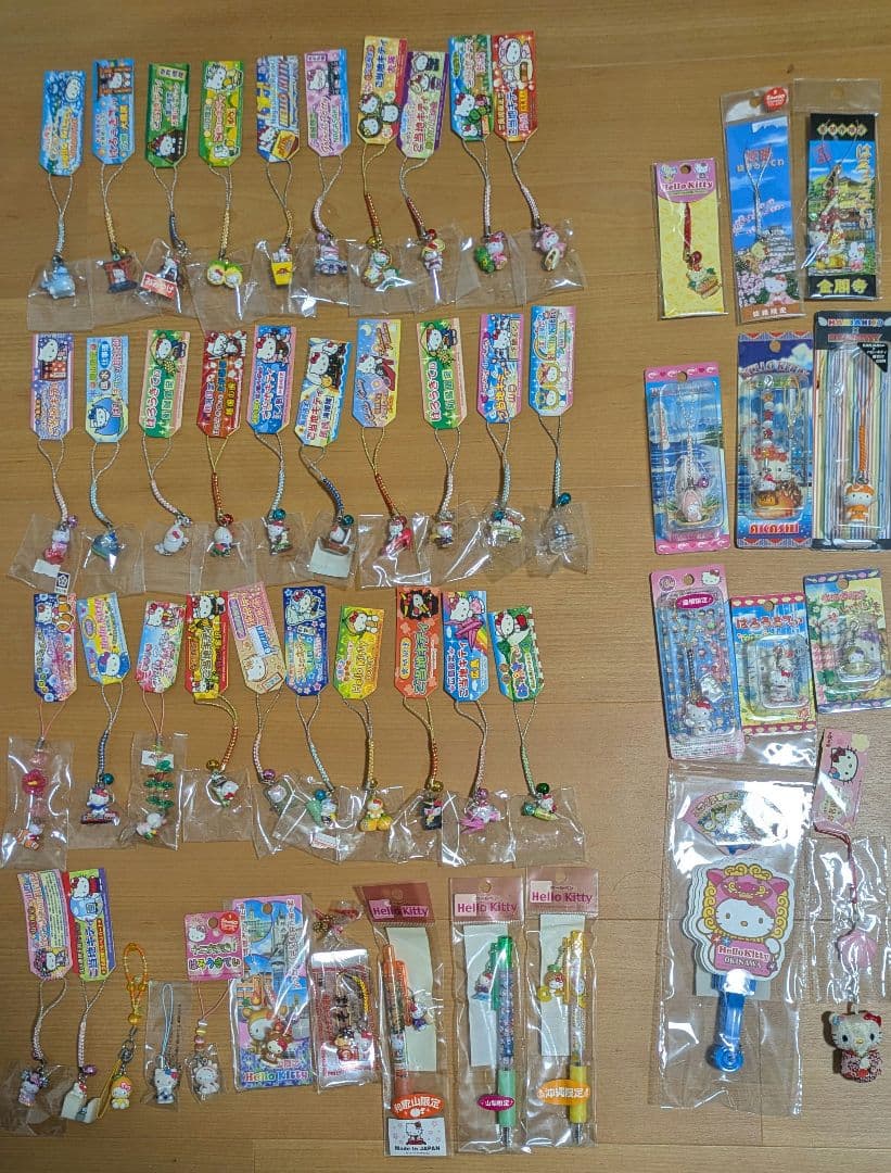 【ご当地キティ】 ハローキティ根付け ストラップ等 51個セット