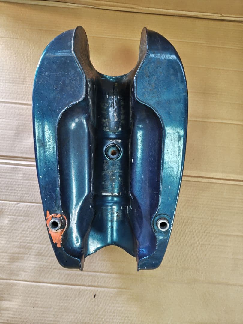 カワサキ　W3　純正ガソリンタンク 青