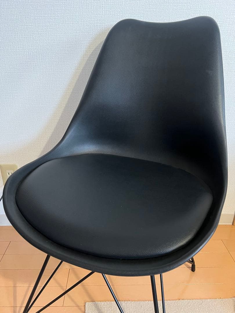 4脚セット　ブラックエッフェルチェア　シェルチェア