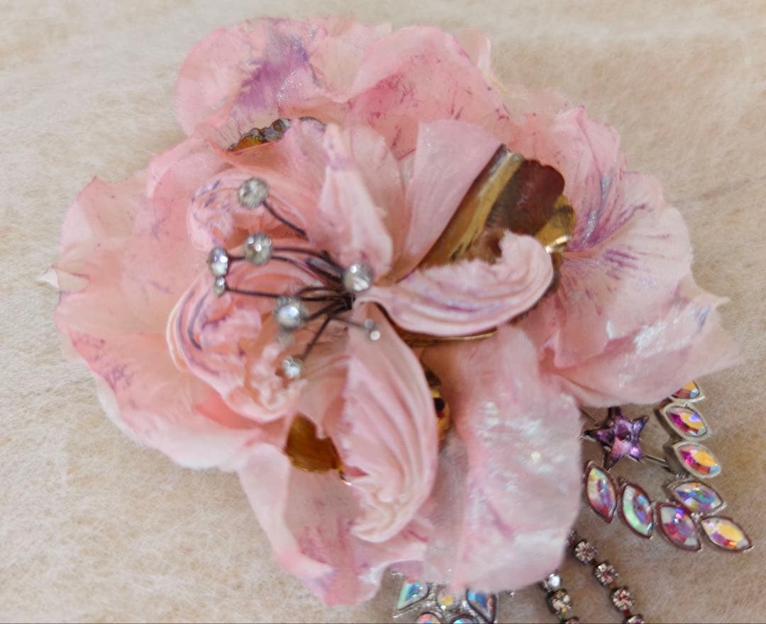 未使用 クリスチャン ラクロワ アンティーク フラワー スワロ ブローチ 希少