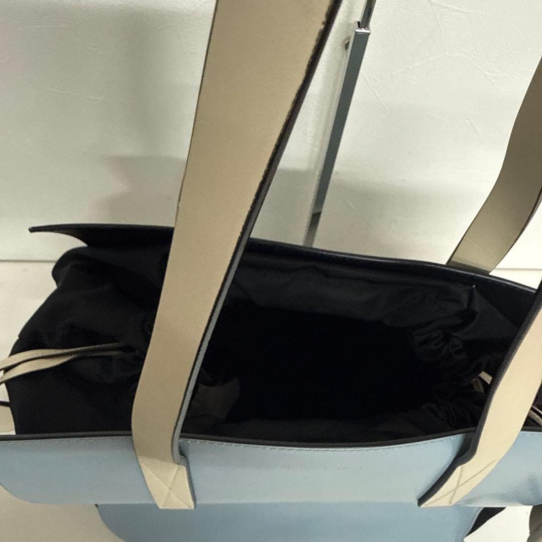 MARNI ライトブルー ブラック ショルダーバッグ