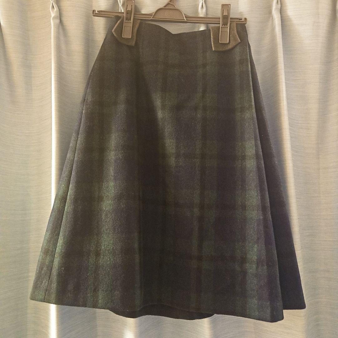 JENNE 最新✨ダークグリーン チェック柄 Aラインスカート 新品 タグあり