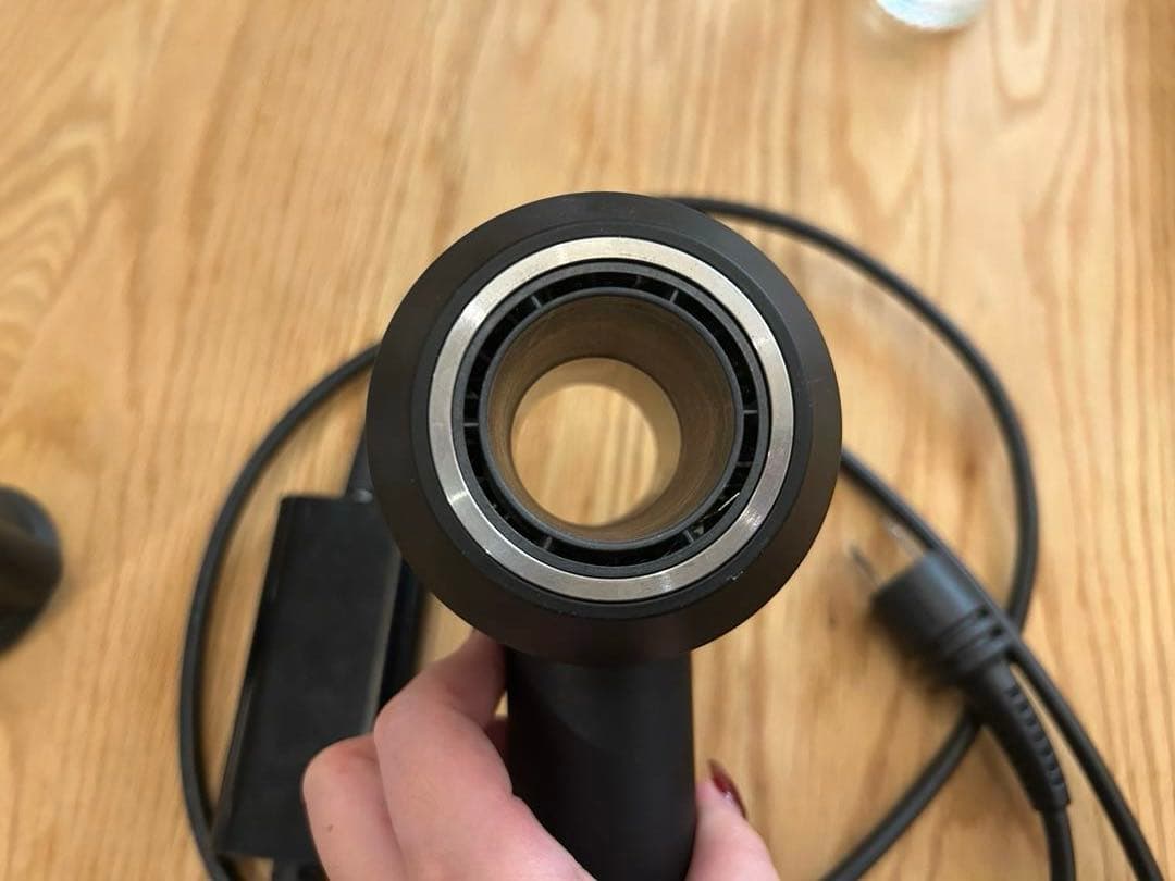 Dyson ダイソンヘアドライヤー HD08★美品◎アタッチメント付