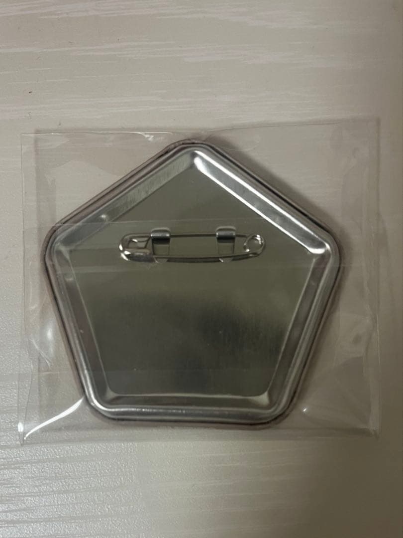 【アニメイト限定】第五人格 IdentityⅤ 五角形缶バッジ 写真家 ジョゼフ