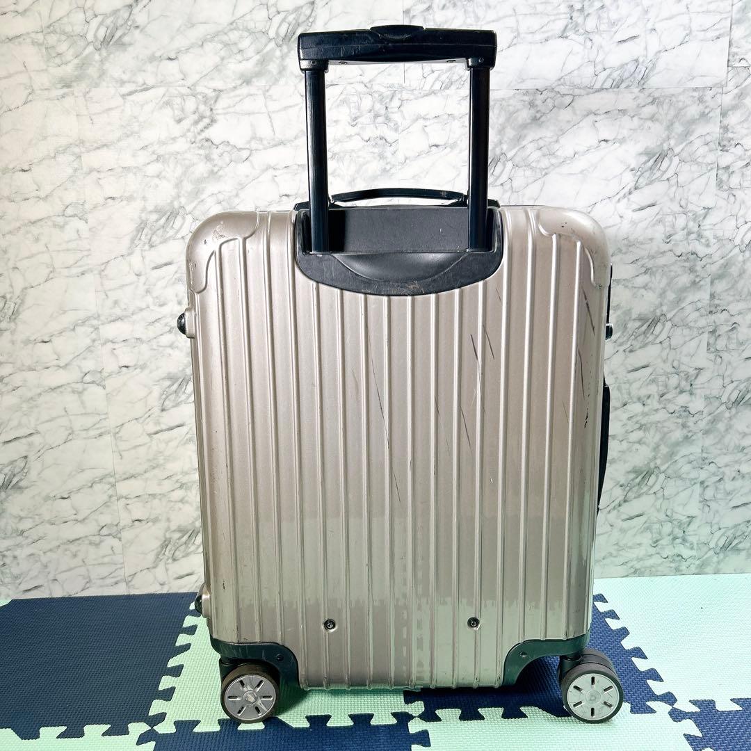 リモワ サルサ 45L 4輪 TSAロック キャビンプラス プロセッコ 金色