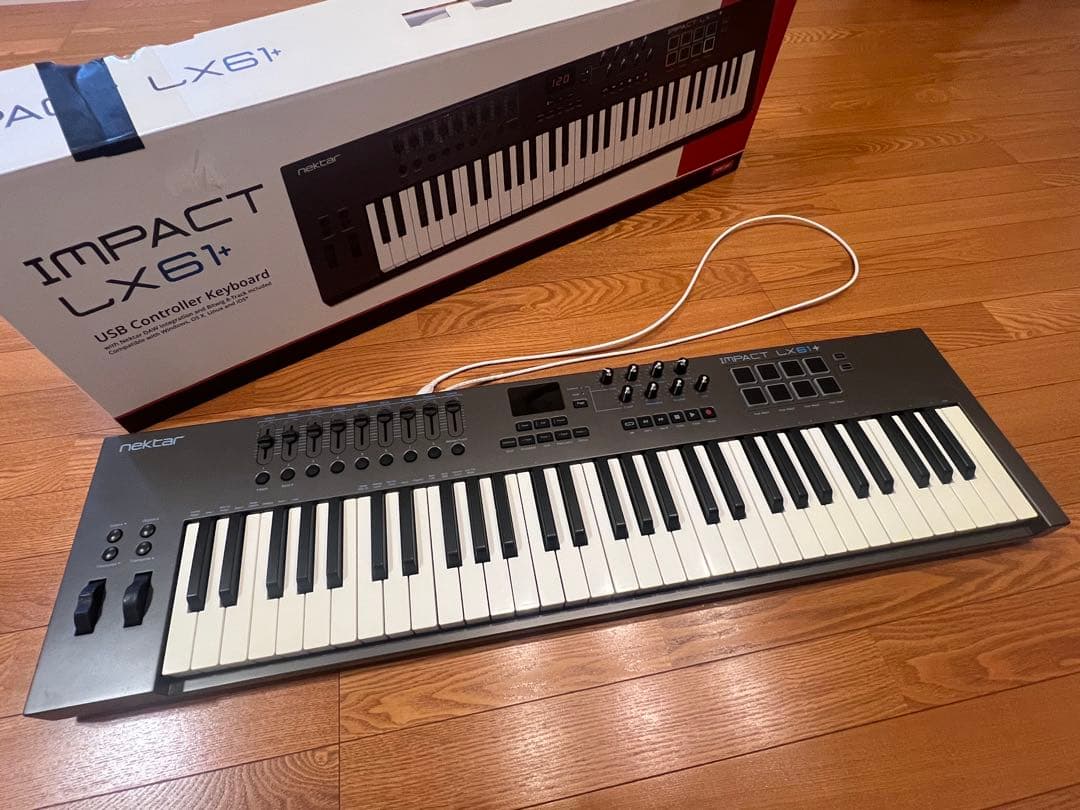 Nektar Technology IMPACT LX61+ MIDIキーボード