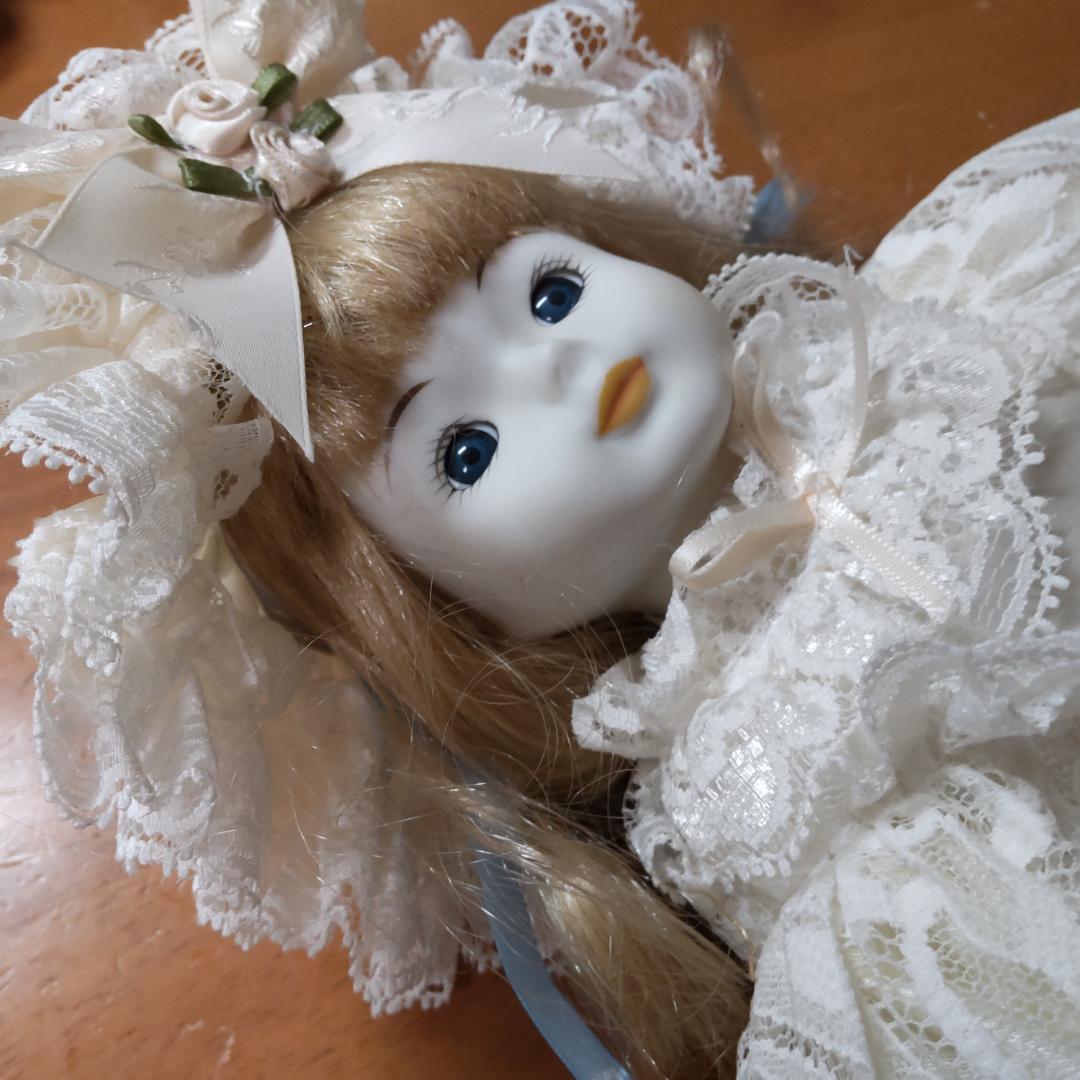 創作人形　現代人形　イギリス　ドール　ポーセリンドール